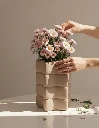 Happy Star Vase II.webp