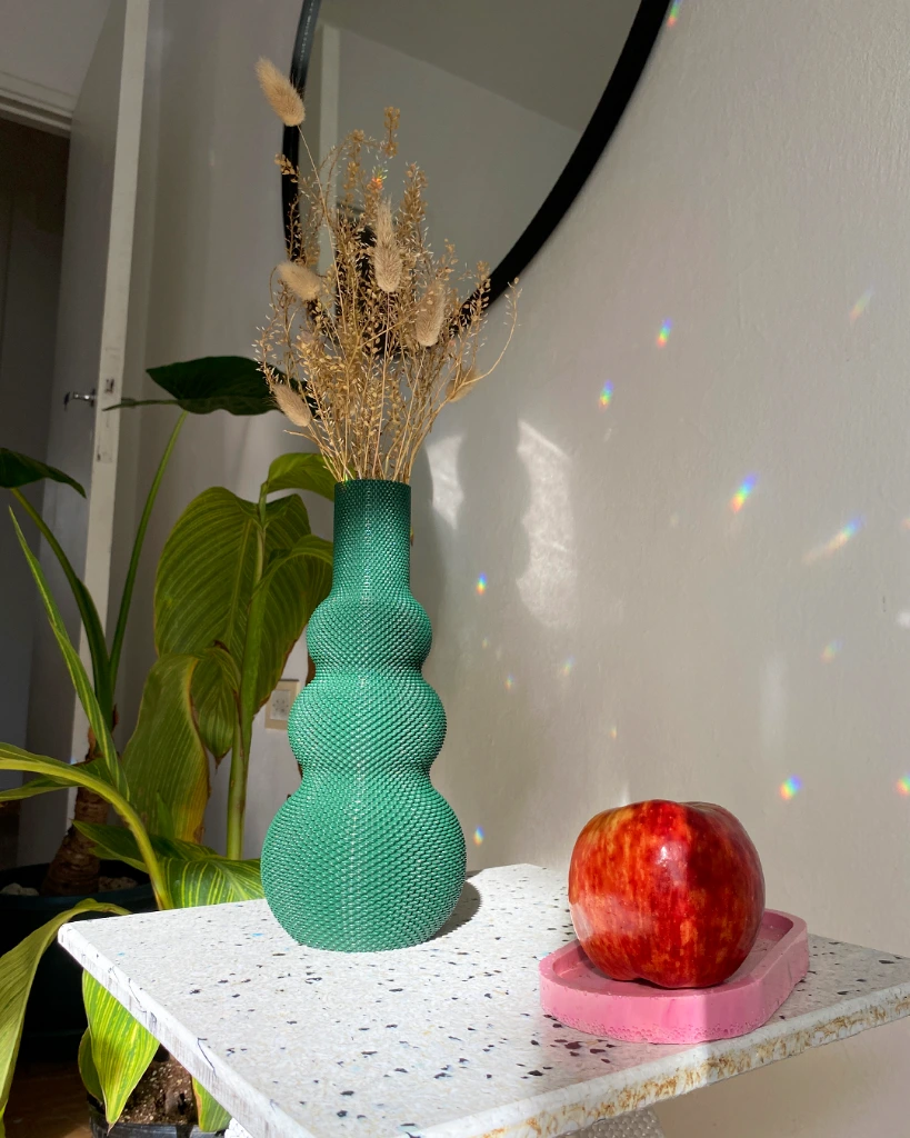 PORO VASE 4 1350.webp