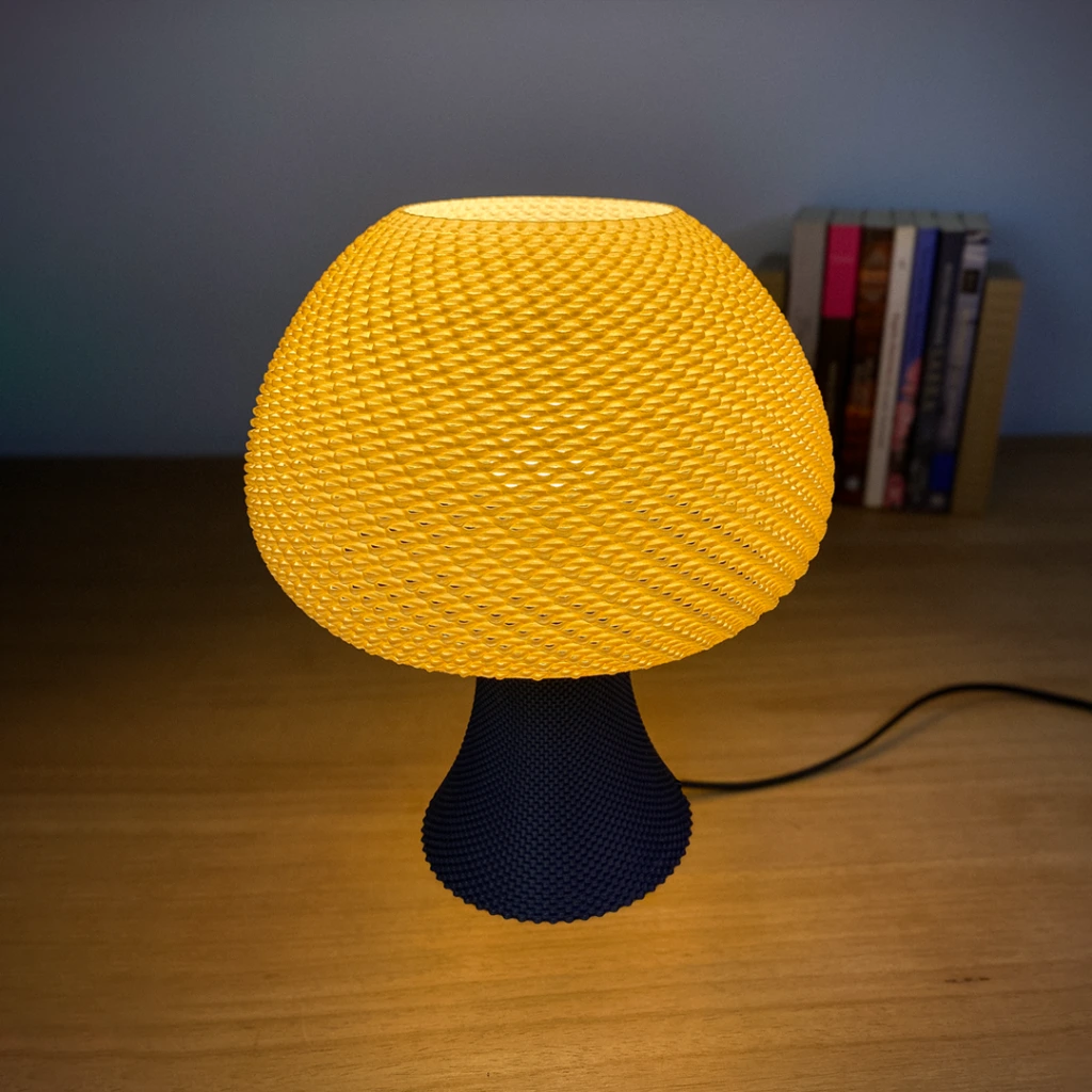 VALENTIN TABLE LAMP (SOLID) 2 1080.webp