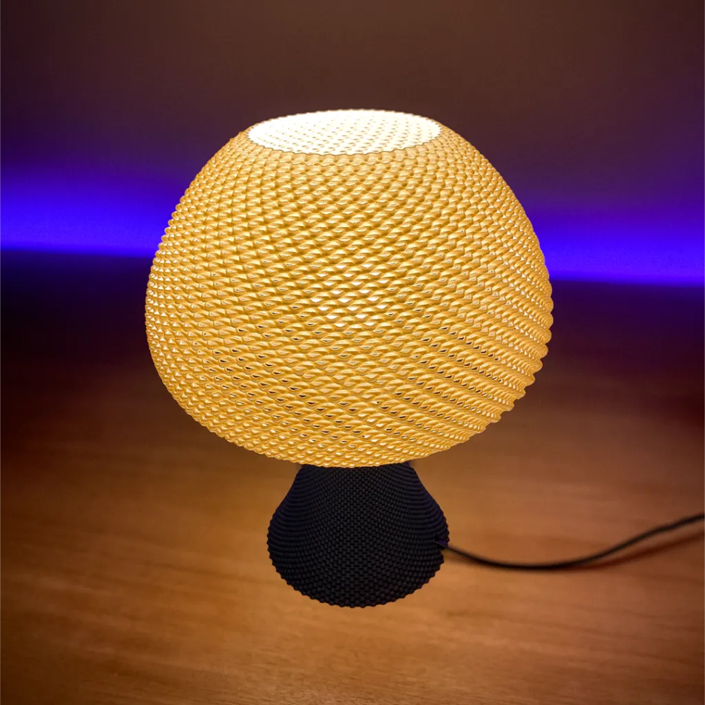 VALENTIN TABLE LAMP (SOLID) 1 1080.webp