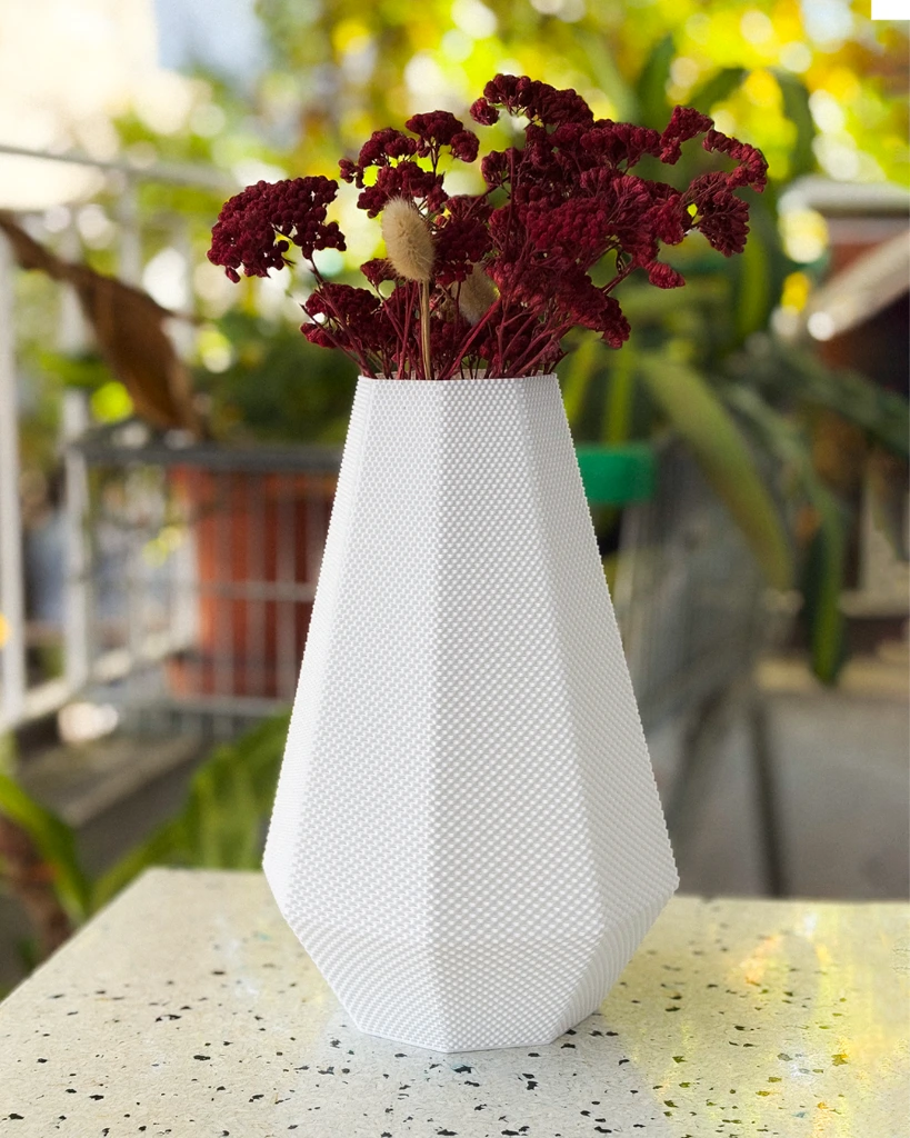 HELENA VASE 1 1350.webp