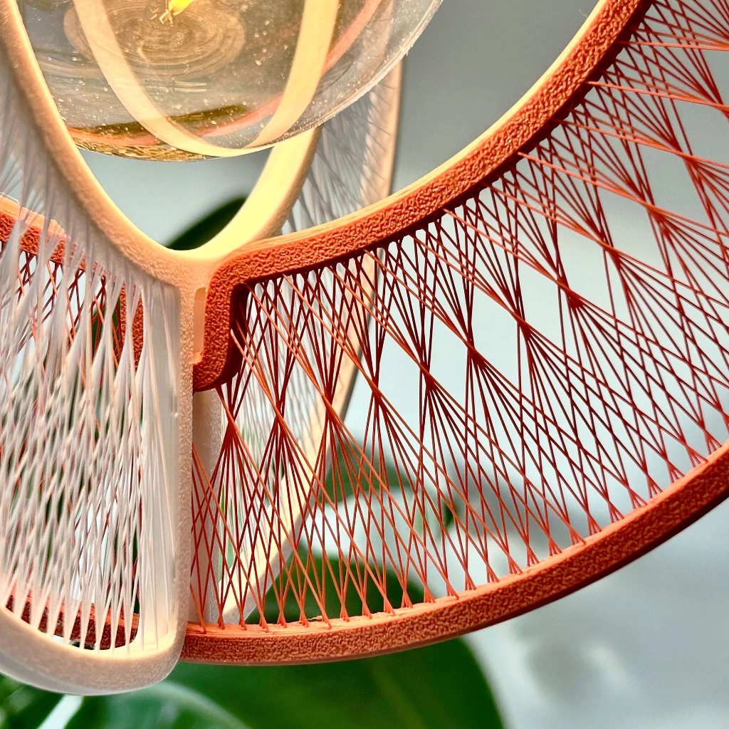 ORB-XY_pendant-light_closeup-1.webp