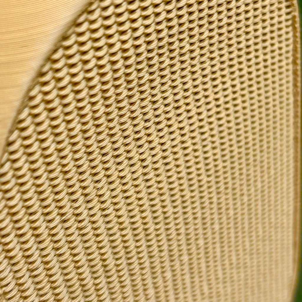SKEP_pendant-light_closeup.webp