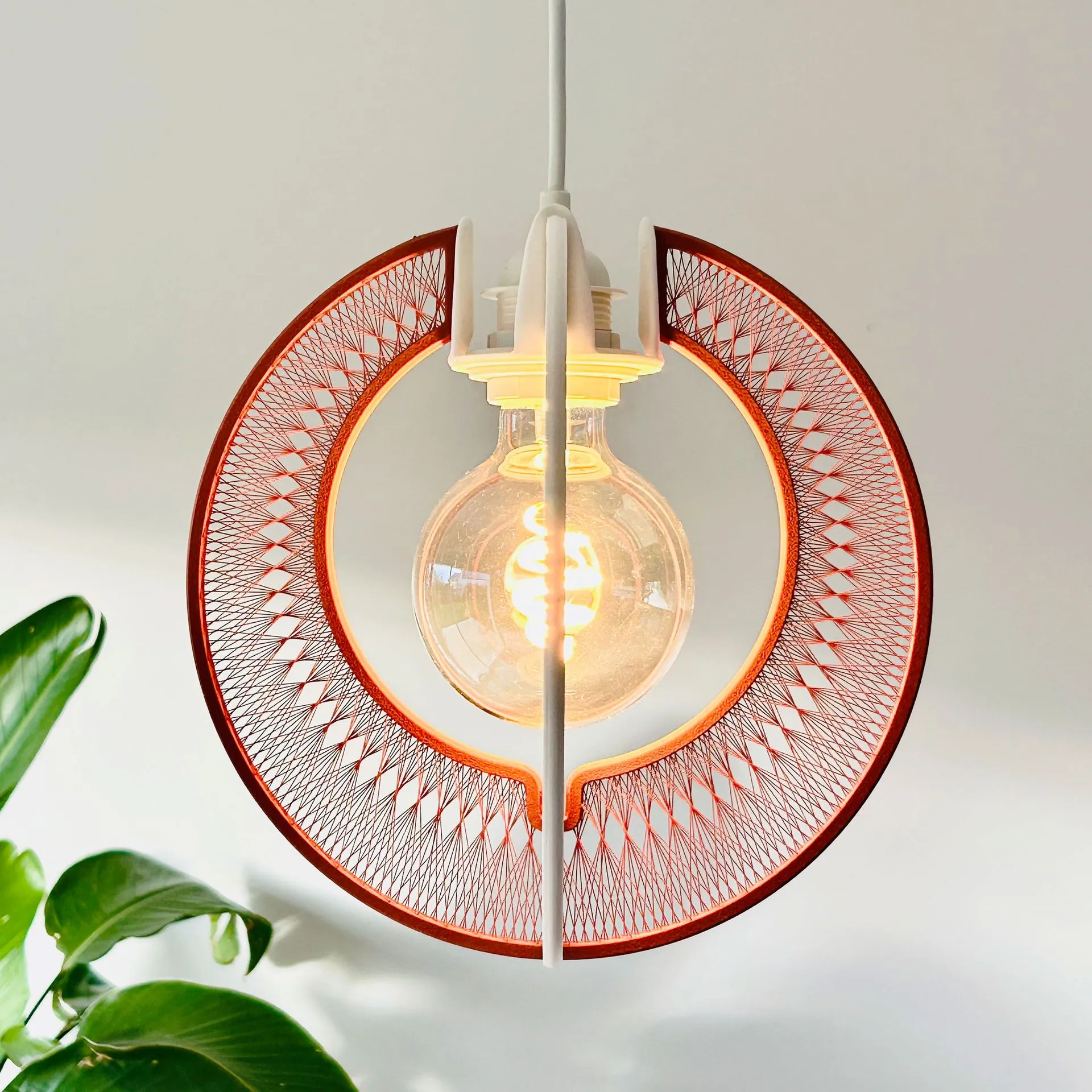 ORB-XY_pendant-light_front.webp
