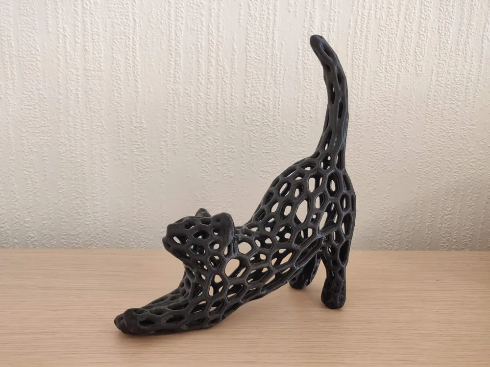 Cat Stretch Voronoi Remix (black)